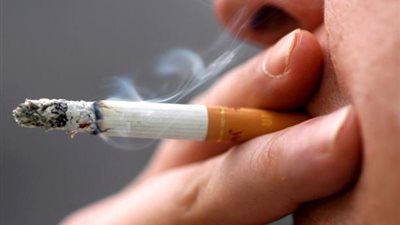 لهذا السبب يزداد وزن المدخنين بعد الإقلاع عن التدخين