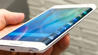 أمريكا تحذر من استخدام هاتف 