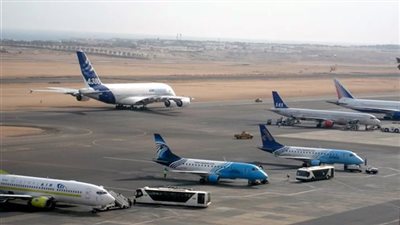 هبوط طائرتين اضطراريًا في مطار القاهرة بسبب سوء الأحوال الجوية