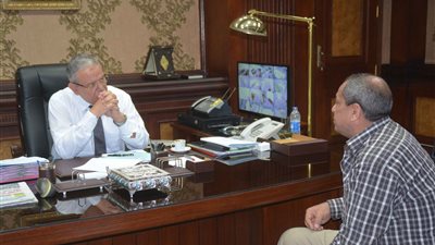 محافظ المنيا: وزير التموين وافق علي زيادة حصة الدقيق للمحافظة 