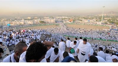 المملكة: طائرات بدون طيار تراقب صعود الحجاج إلى صعيد عرفة