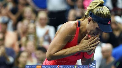 كيربر تثير على خطي شتيفي جراف