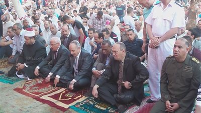 آلاف المواطنين يؤدون صلاة عيد الأضحي في بورسعيد (صور)