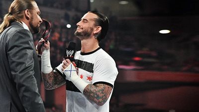 صورة توضح حقيقة سخرية تريبل أتش من خسارة سي أم بانك  