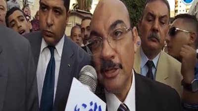 محافظ الإسكندرية: فتحنا ملفات القمامة والصرف الصحي.. وحلها قريبا (فيديو) 