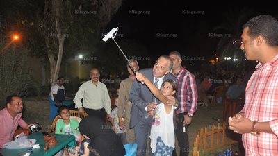 محافظ الواي الجديد يلتقط 