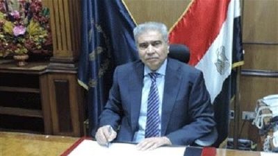 فتاة تهشم رأس والدها بـ 