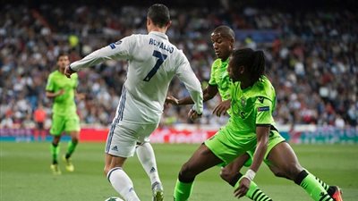 بالفيديو.. ريال مدريد يلحق نفسه أمام لشبونة.. ودورتموند يكتسح ليجيا 6-0