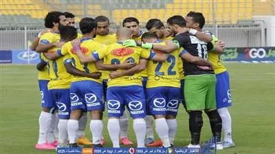 الإسماعيلي يصرف 20 ألف جنيه لثنائي الفريق