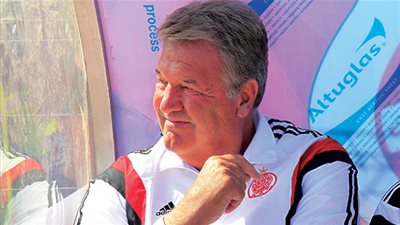 الزمالك يهدد المدير الفنى للوداد باعتزال التدريب