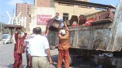 مساعد محافظ كفرالشيخ يترأس حملة لإزالة الإشغالات في دسوق (صور)