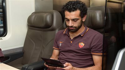 سر عدم مشاركة محمد صلاح مع روما أمام فيكتوريا بلزن