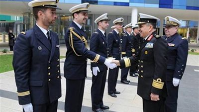 قائد القوات البحرية الفرنسية: مصر قوة بحرية فى غاية الأهمية