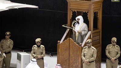 خطيب الحرم المكي: وحدة المسلمين مفتاح نجاتهم من فتن العصر المدلهمة