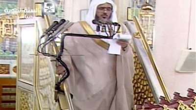 إمام المسجد النبوي: التنقية من الذنوب لا تنقطع بانتهاء مواسم الطاعة