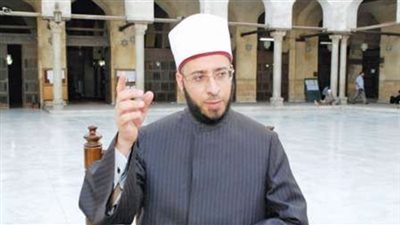 أسامة الأزهرى يهنيء قادة الجيش والشعب باستلام حاملة المروحيات 