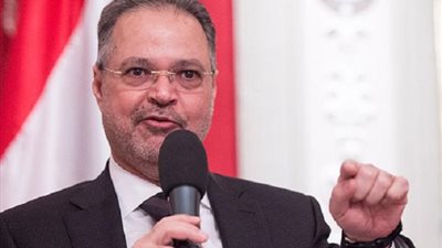 وزير الخارجية اليمني يطالب إيران بوقف التدخل في الشؤون الداخلية لبلاده