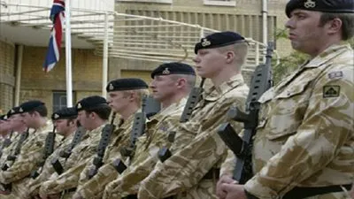 مسؤول بريطاني: المملكة المتحدة لن تكون قادرة على الدفاع عن نفسها ضد الغزو الروسي