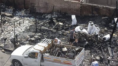 25 صورة تبرز آثار حريق 