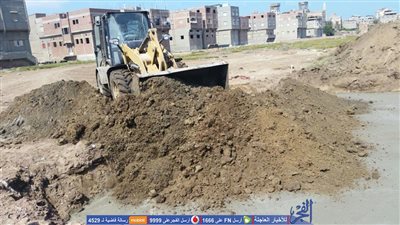 إزالة التعديات على 100 متر أراضي زراعية بدمياط (صور)