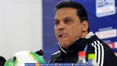 البدري يحسم موقفه من ضم مهاجم أفريقي للأهلي 