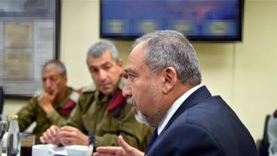 وزير الدفاع الإسرائيلى يزور قبرص لدعم التعاون الامنى بين البلدين