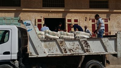 ضبط 68 كيلو سكر تمويني قبل بيعها بالسوق السوداء في مطروح