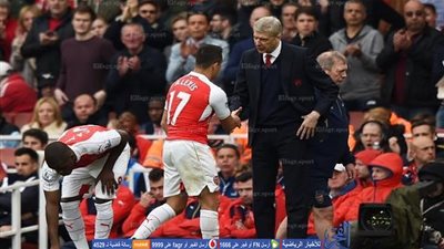 أرسين فينجر غاضب من مهاجمه التشيلي 