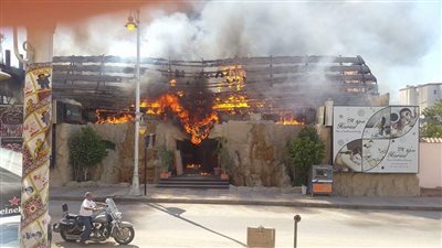 عاجل.. حريق هائل في فندق 