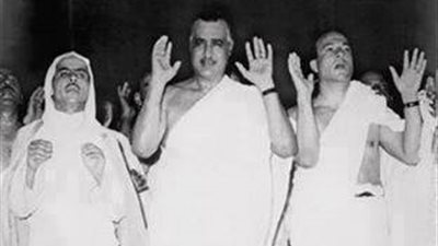 عبد الناصر عن الحج في مذكرات أنيس منصور: إيه الهبل دا!