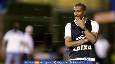 كورينثيانز يقيل مدربه عقب السقوط أمام بالميراس