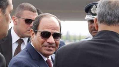 عاجل.. السيسي يصل نيويورك وسط استقبال حافل من الجالية المصرية