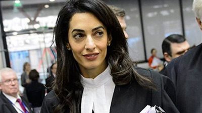 أمل كلوني وبوريس جونسون يطلقان حملة لمكافحة 