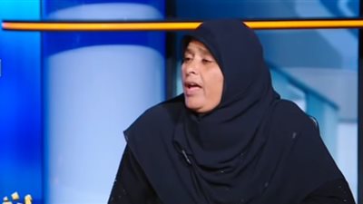 سيدة منتقدة الإهمال الطبي: 