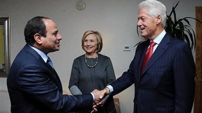 صحفيون أمريكيون يشتكون من معاملة الأمن المصري خلال لقاء السيسي بكلينتون 