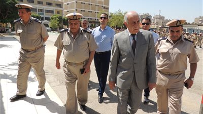 مدير أمن المنيا يتابع البرنامج التدريبي للضباط والأفراد والمجندين
