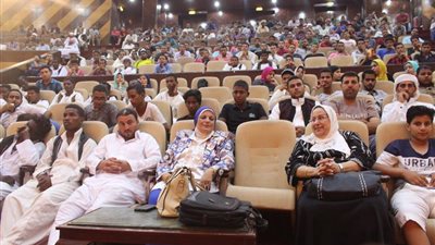 825  شاب وفتاة يشاركون في البرنامج الثقافي السياحي بشرم الشيخ