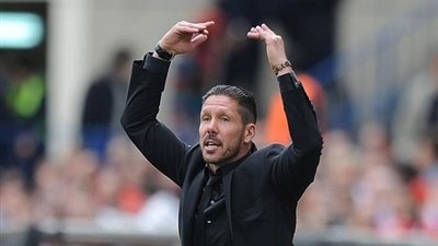 سيميوني قبل القمة: برشلونة أفضل فريق في العالم وأعشق لاعبه 