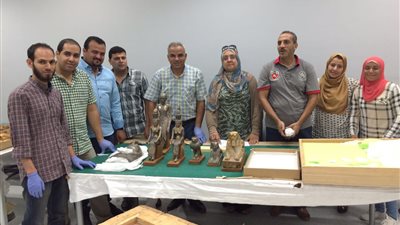  وصول 143 قطعة أثرية إلى المتحف الكبير