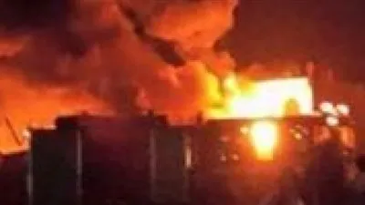 السيطرة على حريقين نشبا في مصنعين بالعاشر من رمضان والخانكة