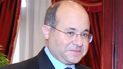 السفير المصرى فى طوكيو يلقى محاضرة حول قناة السويس أمام اتحاد الصناعات 