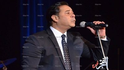 مدحت صالح ينتهي من تسجيل 