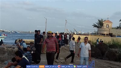 أسر الضحايا المفقودين ينتظرون العثور علي جثثهم بـ