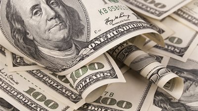 تعرف على سعر الدولار في السوق السوداء اليوم 22 - 9 - 2016