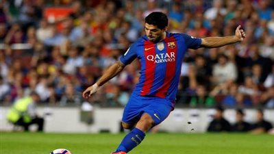 مهاجم برشلونة يهين مدافع أتلتيكو: كرة القدم للرجال