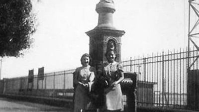 عندما رجم المصريون سبيل الملكة فيكتوريا 