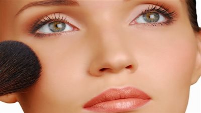 مكياجٍ السهرات.. 6 خطوات بسيطة لتكوني الأجمل في ليلتك