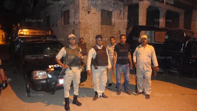 الدفع بقوات أمن مركزي بعد تجدد الاشتباكات بـ