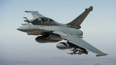 فرنسا والهند توقعان عقدا لشراء نيودلهي 36 طائرة رافال