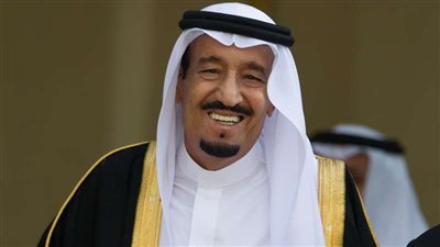 بعد إطلاق اسم الملك على أكبر شوارع دبي.. إماراتيون: سلمان 